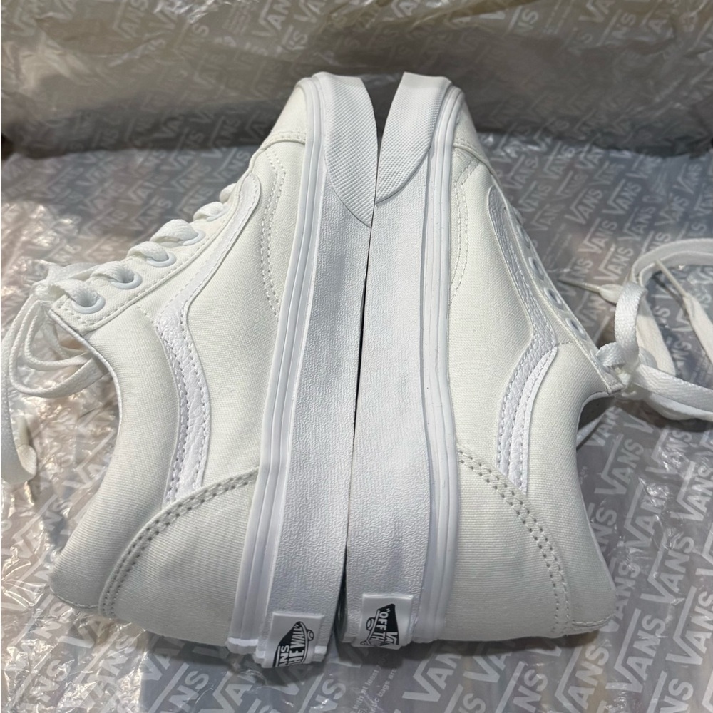 VANS / Old Skool True White, women’s-Men's / Sneakers /Size Women’s 5.5 Men’s4 - Picture 3 of 11